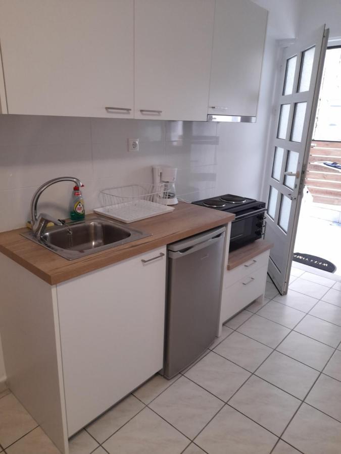 2 Apartment *