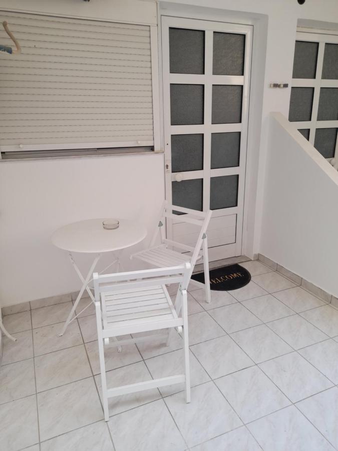 2 Apartment *
